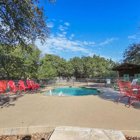 Wimberley Log Cabins Resort And Suites- Unit 8 Eksteriør billede